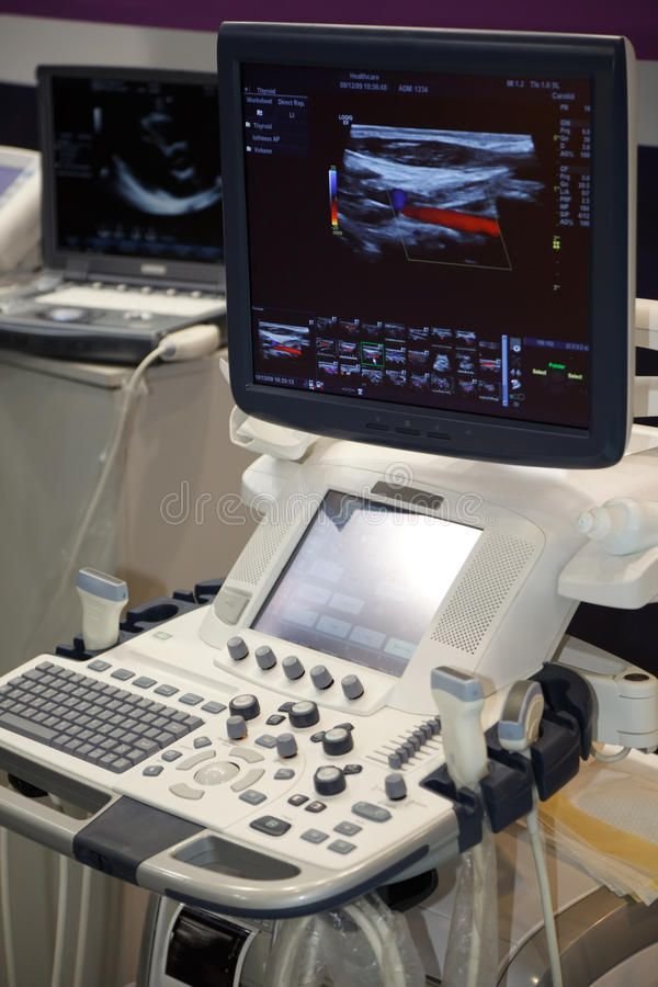 Colour Doppler ultrasound system with console